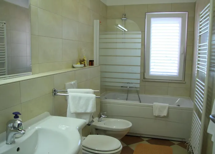 Alegria - One Bedroom With Balcony And Sea View A Daire *